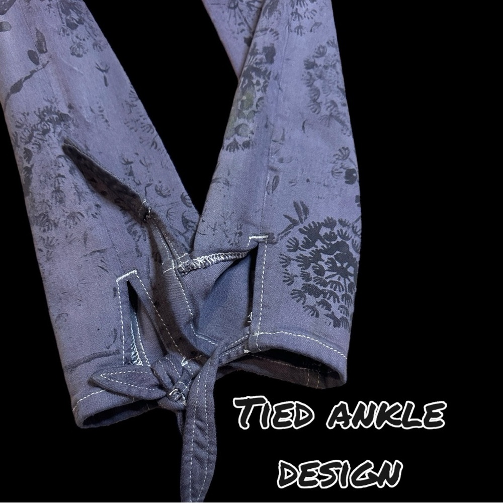 🎉HP🎉 NWT Originally White Skinny Mid Rise Ankle Tie Jeans Now Floral Cyano. 26 - Picture 8 of 9